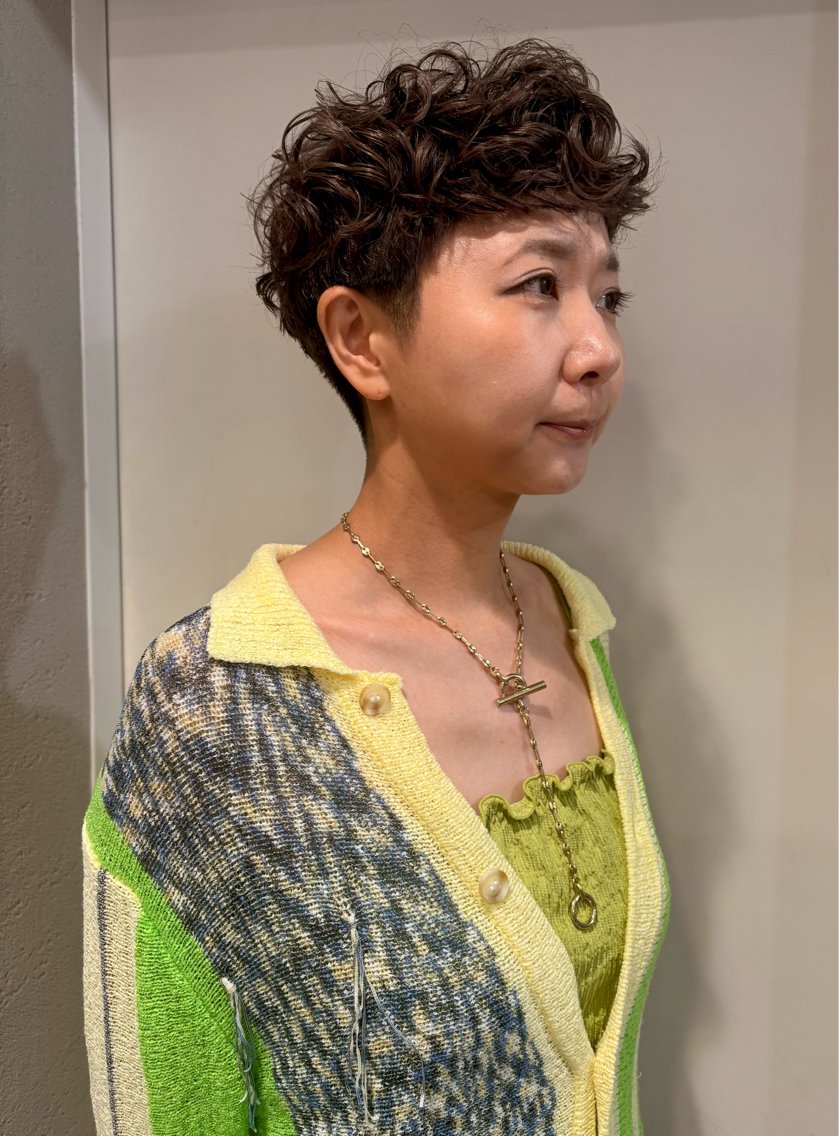 カラー 中山 千尋のヘアスタイル