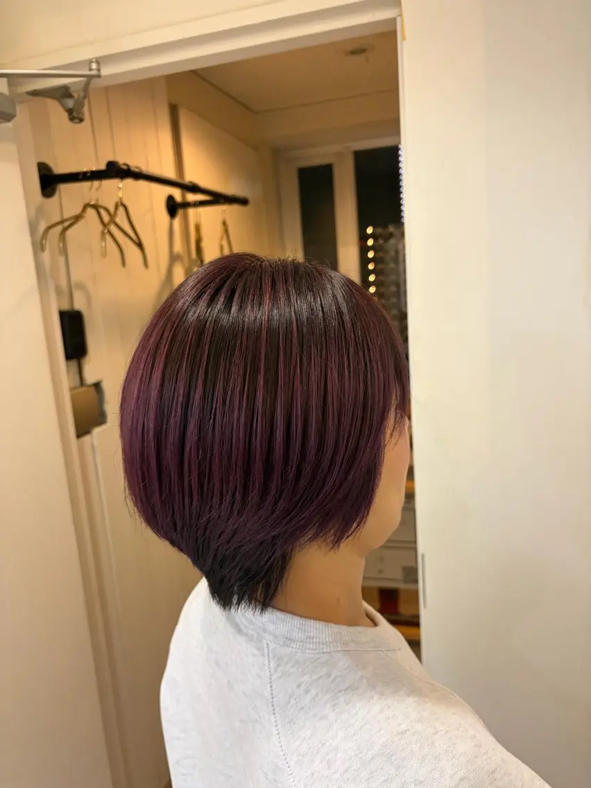 ショート ハイライト ショートヘア ヘアカラー UNBIRTHDAY いずみのヘアスタイル