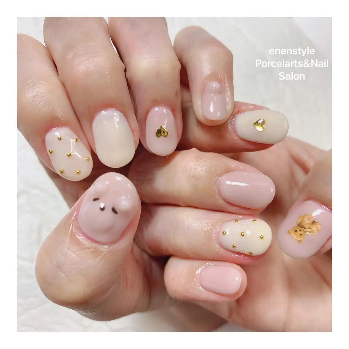 ミディアム ネイル ハンドネイル 🐾enen style 🐾のネイルデザイン