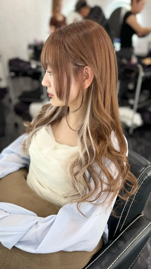 ミディアム ヘアカラー エクステ stylist Momoのヘアスタイル