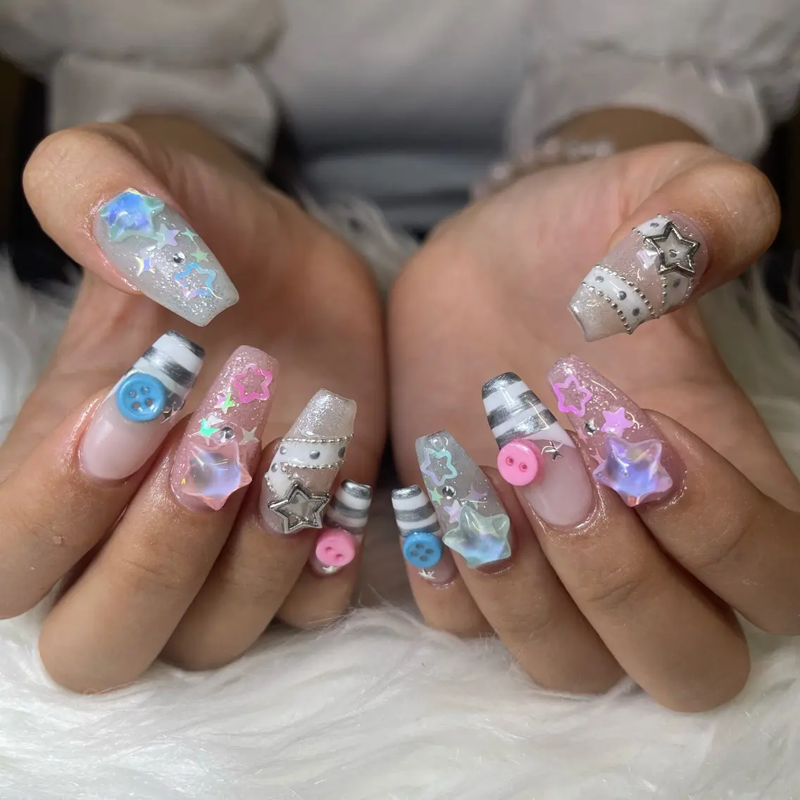 ネイル ハンドネイル NiJi Nailsのネイルデザイン