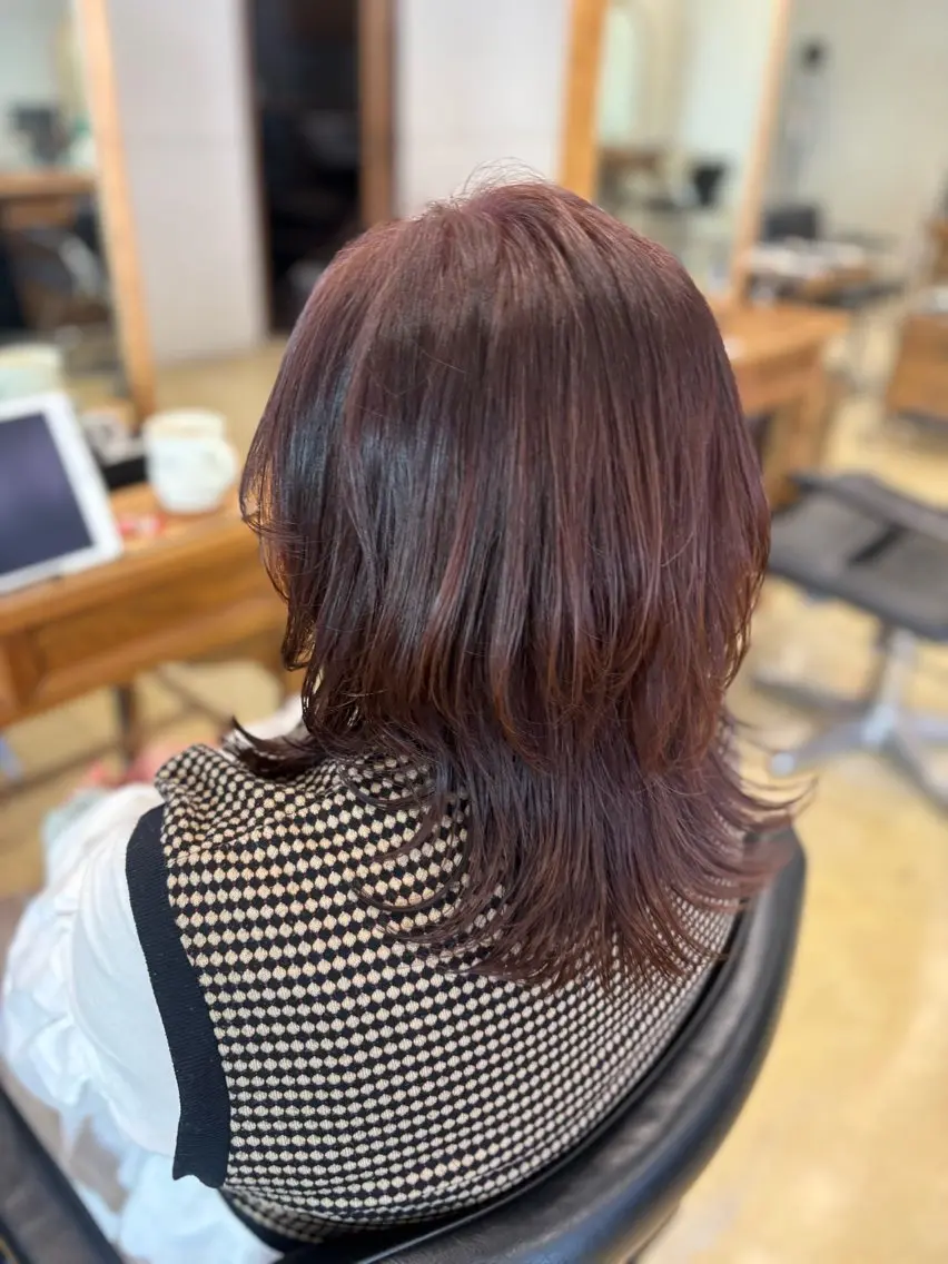カラー ブラウンカラー ピンクカラー 多田 愛梨のヘアスタイル