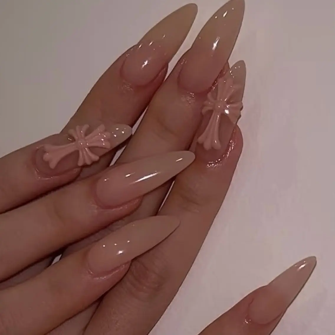 ネイル ハンドネイル BERA NAILSのネイルデザイン