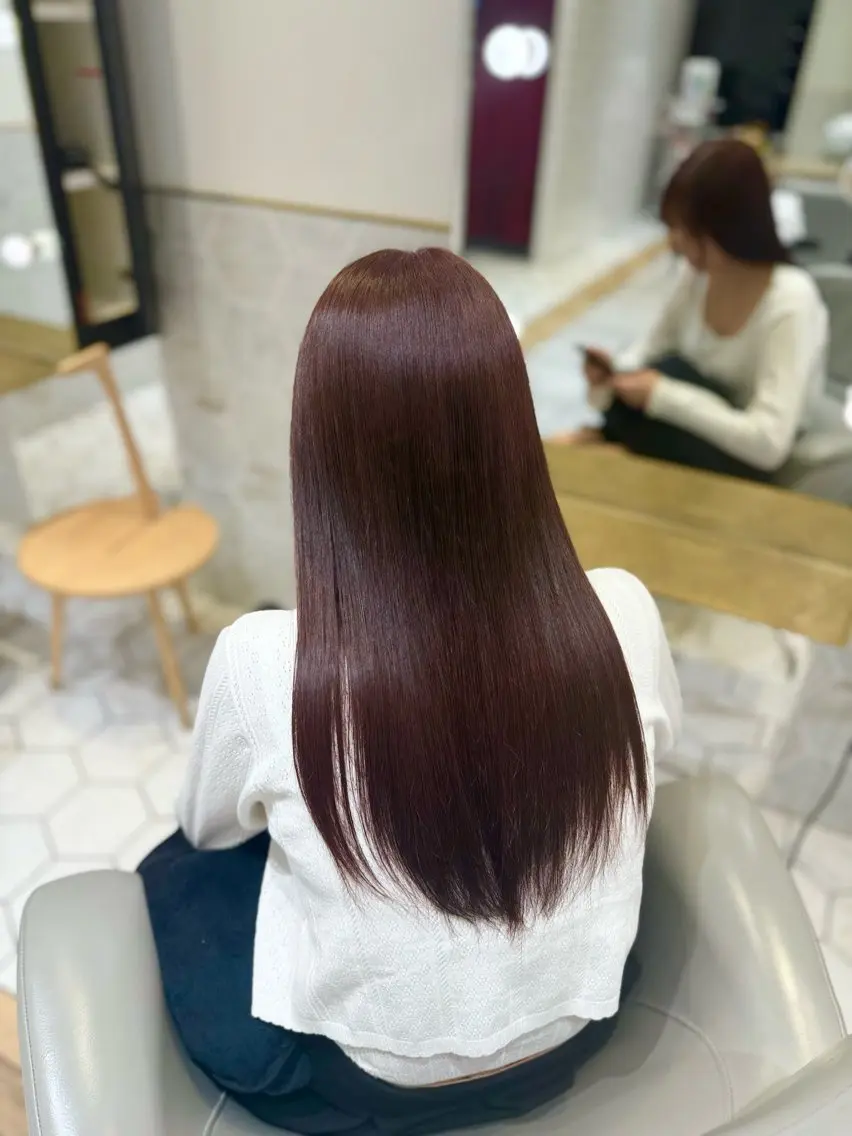 ロング カラー ブラウンカラー ピンクカラー ピンクブラウン costes 今井芽依のヘアスタイル