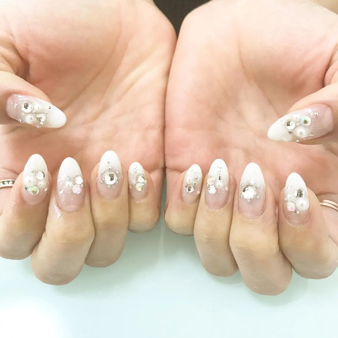 ネイル 板垣 綾乃のネイルデザイン