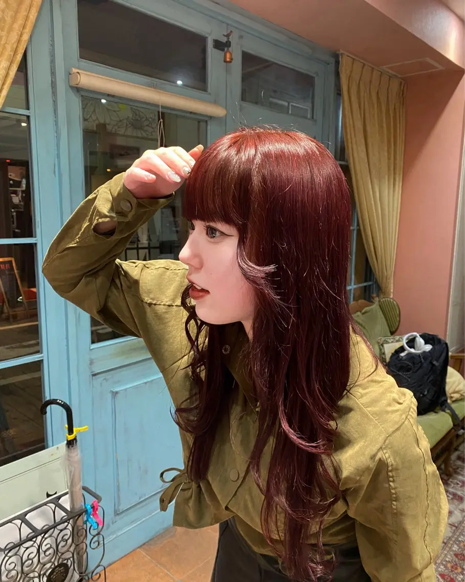 ロング カラー レッドカラー 海音 心斎橋美容室のヘアスタイル
