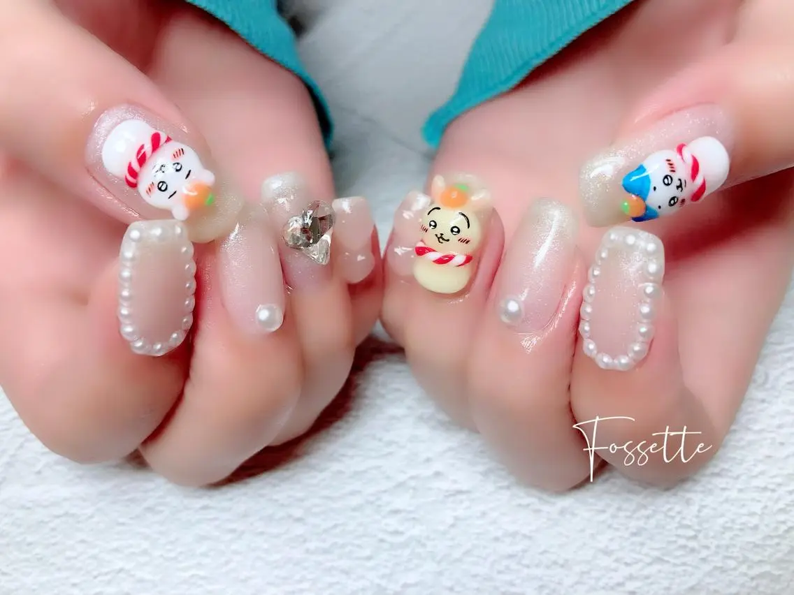 ネイル キラキラネイル 持ち込み ハンドネイル nailsalon Fossetteのネイルデザイン