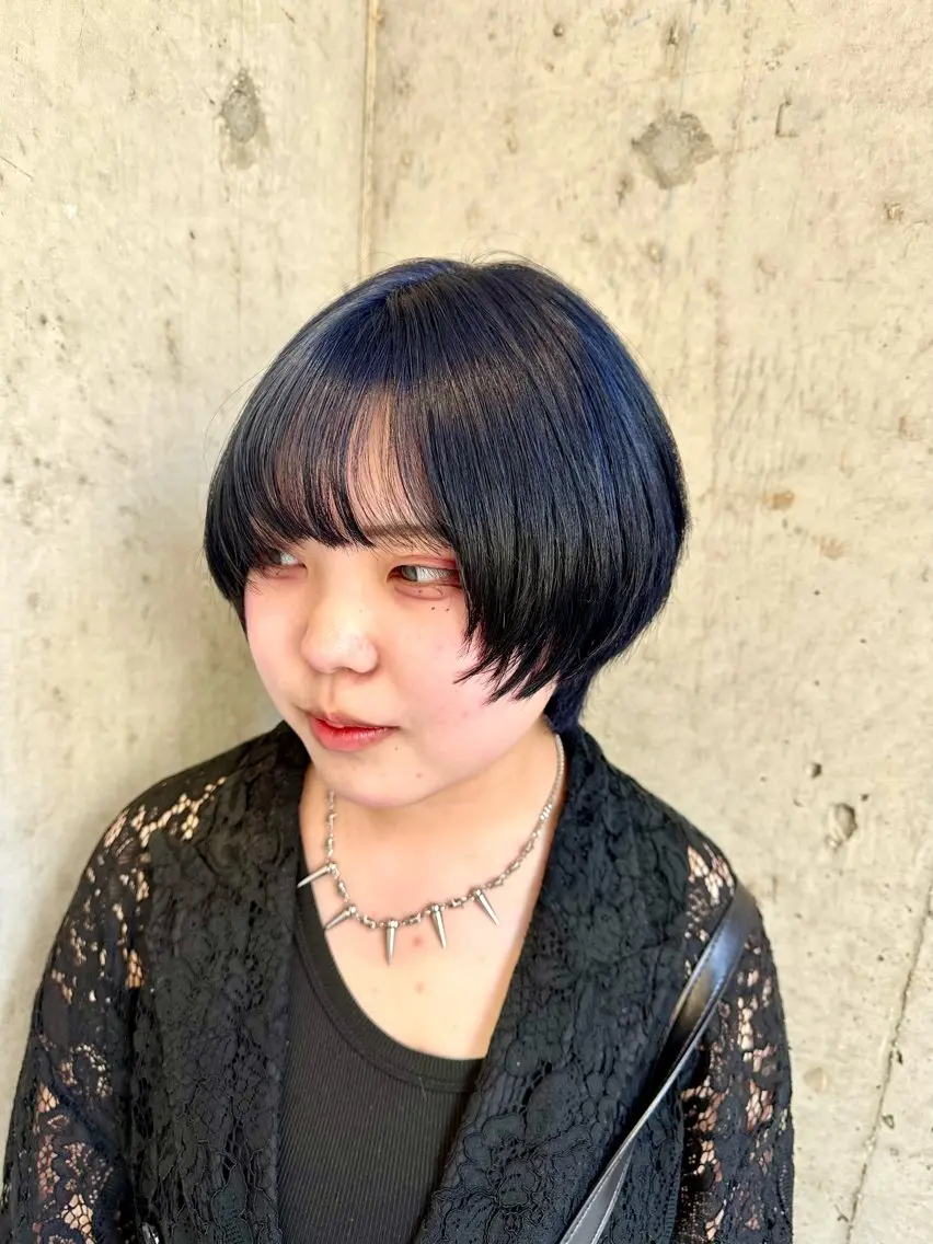 ショート カラー カット 🦋ハイトーン🦋/ かのんのヘアスタイル