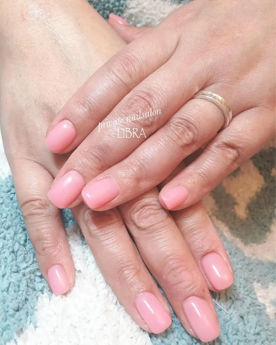 ネイル初めてさんにオススメ❣️【初回価格ワンカラー、ラメグラデーション💅✨】(ドライケア、爪の形成、初回オフ無料)の写真