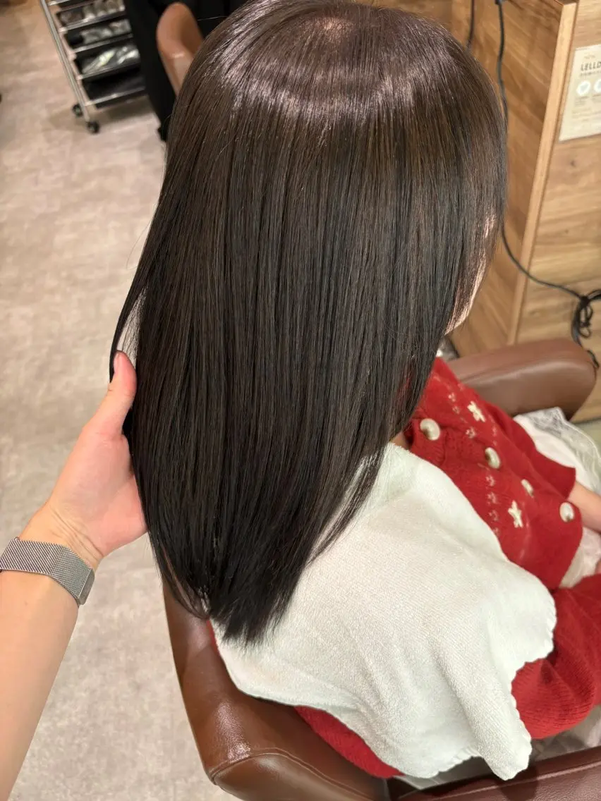 ミディアム カラー ブラウンカラー ナチュラルブラウン カット ヘアカラー 高見堂 光のヘアスタイル