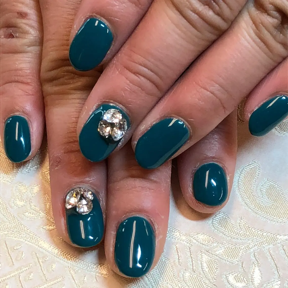 ネイル ストーンネイル KIREIE NAILSのネイルデザイン