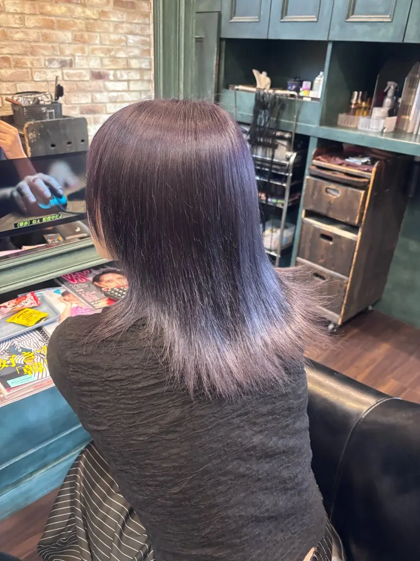 セミロング ヘアカラー トリートメント mana 💟ダブルカラー💟のヘアスタイル