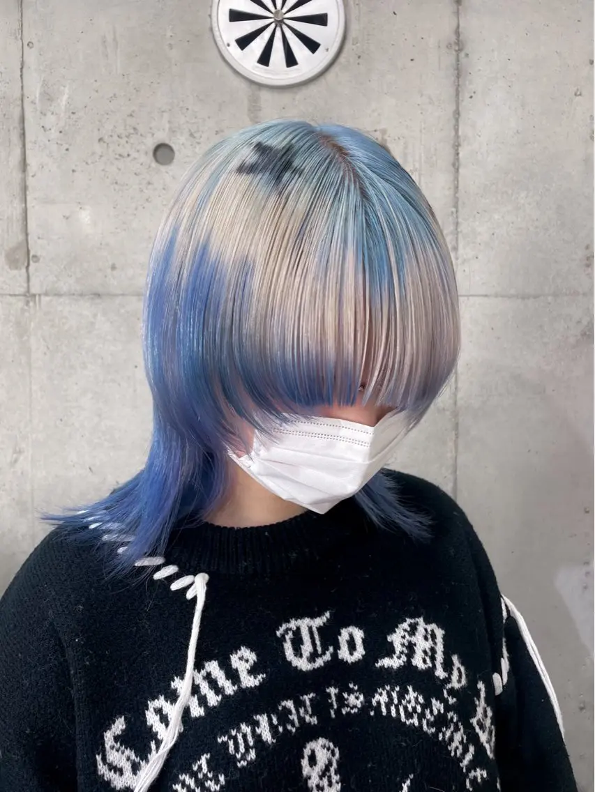 ミディアム カット ヘアカラー ハイトーン/ブリーチ /ウルフ⛓️MAKIのヘアスタイル