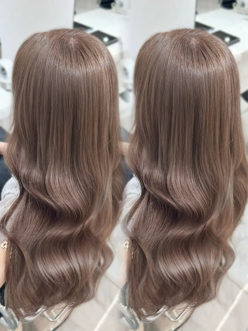 セミロング カラー ブリーチ グレージュ ミルクティーグレージュ トリートメント カット ヘアカラー トリートメント 盛れる顔周り🤍渋谷 Risa🎀のヘアスタイル