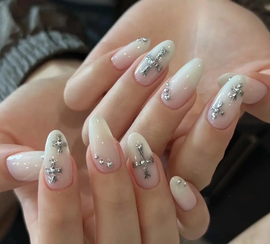 ネイル ハンドネイル 🎀 NaNa_nailのネイルデザイン