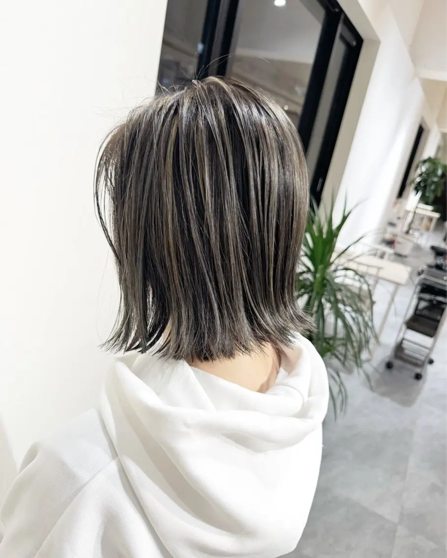 ミディアム カラー ヘアカラー トリートメント ツチイ リョウタのヘアスタイル
