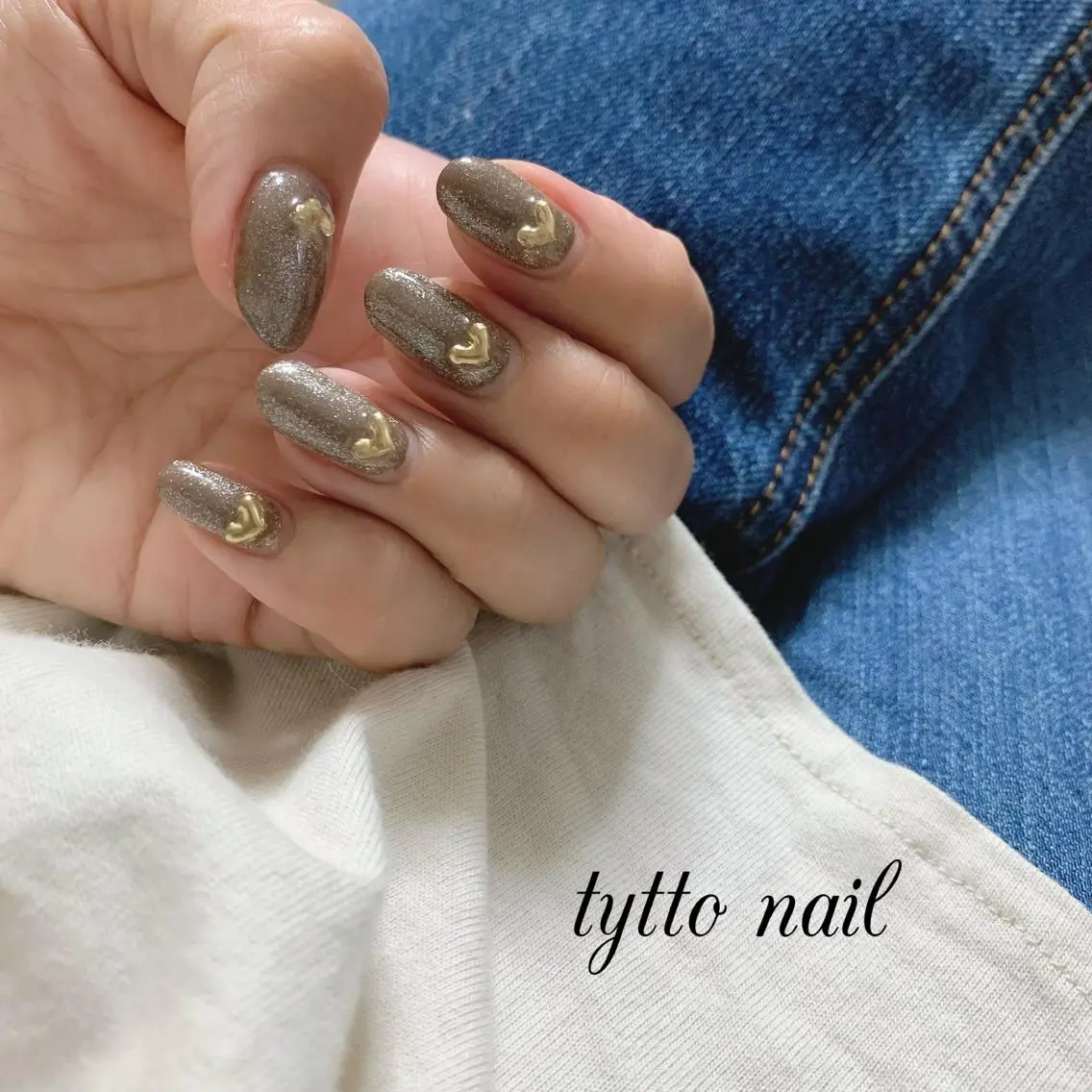 ネイル ブラウン ハート マグネットネイル ミラーネイル ワンカラーネイル tytto nail ❤︎‪‪eri‪‪のネイルデザイン