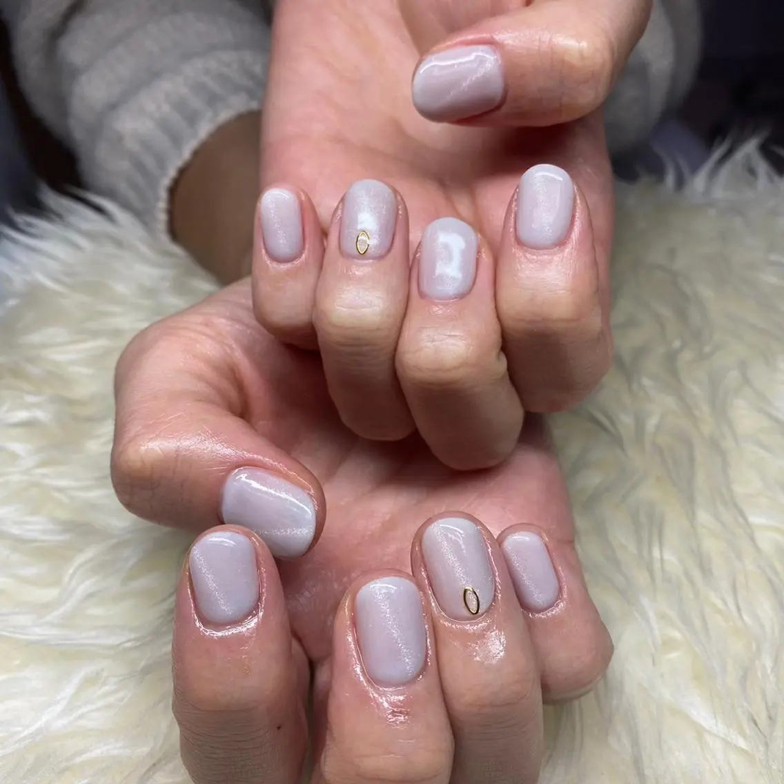 ネイル マグネットネイル ホワイト Nail&eye Belire 新宿のネイルデザイン