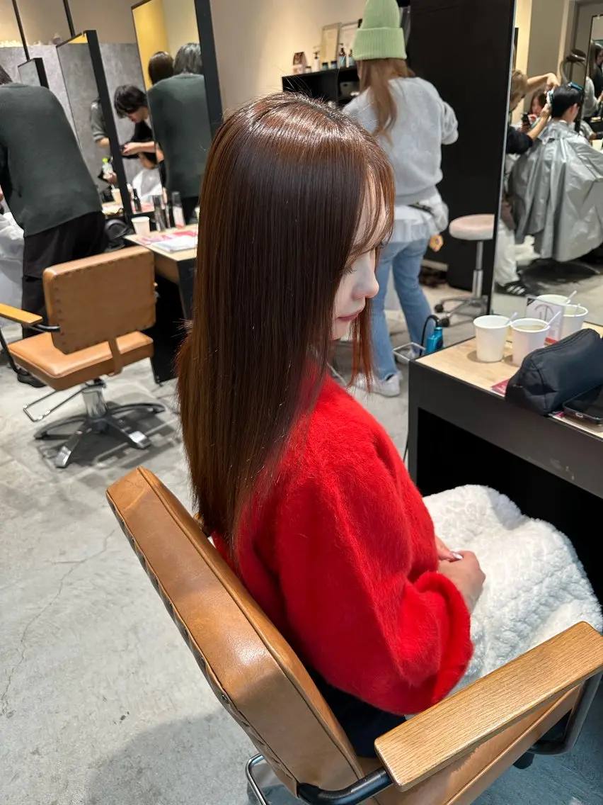 「土日祝限定メニュー✨️」髪質改善ストレート♪カラー+4400円 カット+3300円の写真