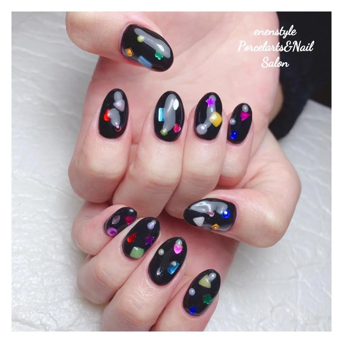 ミディアム ネイル 🐾enen style 🐾のネイルデザイン