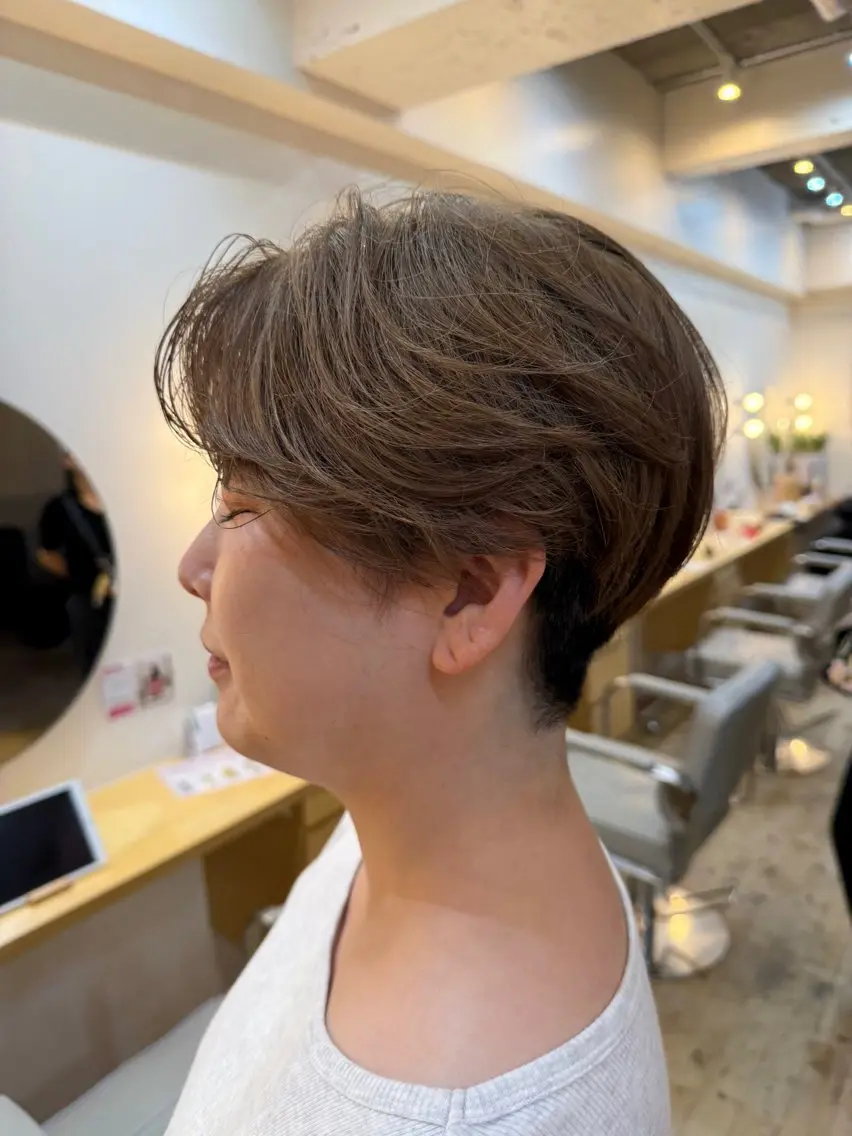 ショート カット ヘアカラー 髪質改善/ハイライト 白髪ぼかし/艶カラーのヘアスタイル