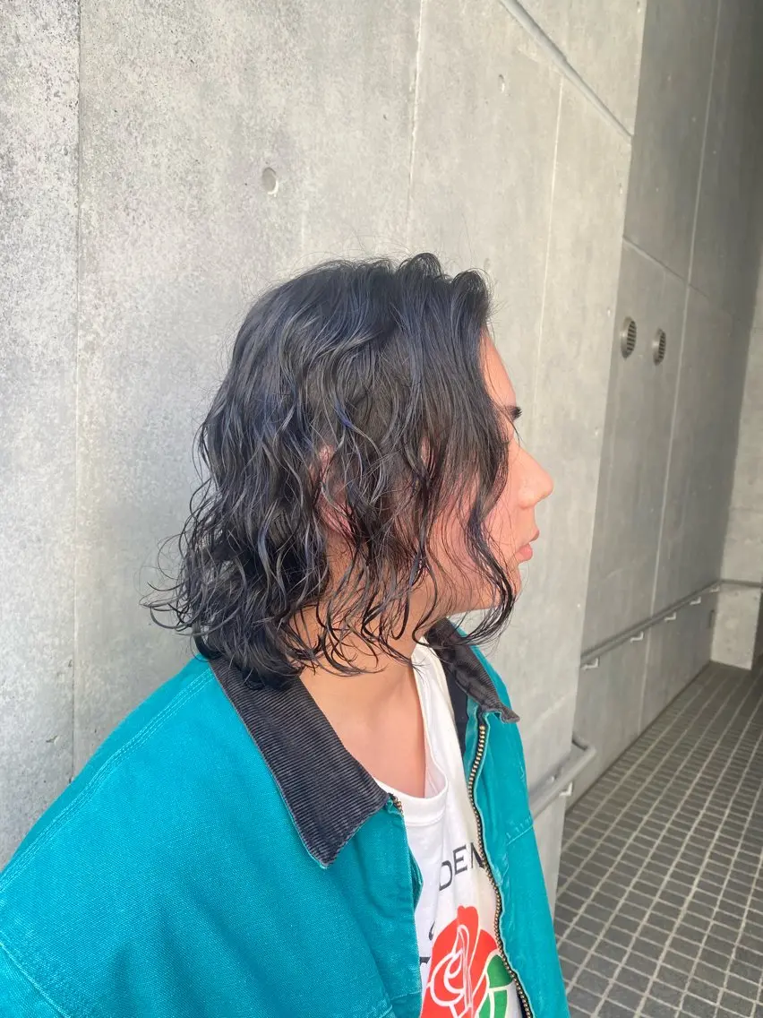 ミディアム カット パーマ 似合わせパーマ 渡辺尚暉のヘアスタイル