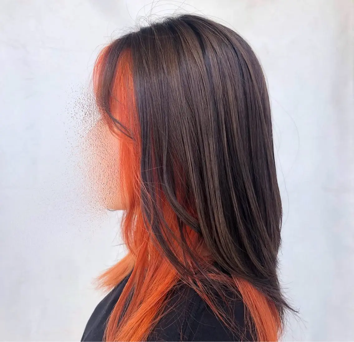 セミロング カラー lore umeのヘアスタイル