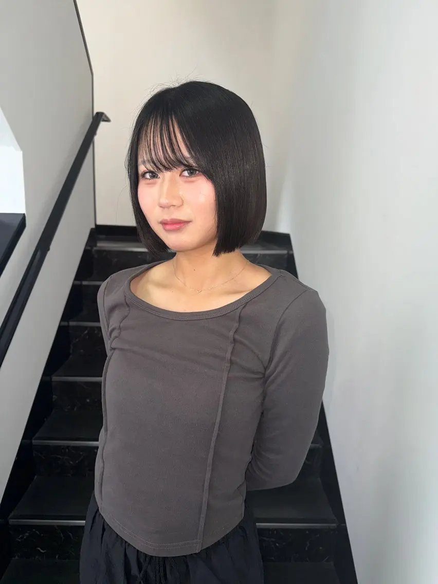 ミディアム ボブ 縮毛矯正 トリートメント SHIORI/ ベージュカラー/ボブのヘアスタイル