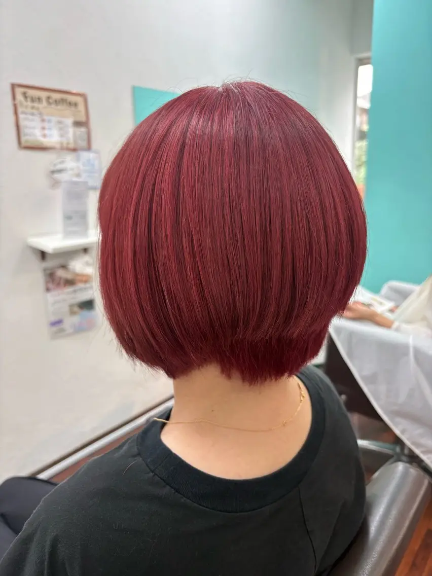 ショート 荻 佳那子のヘアスタイル