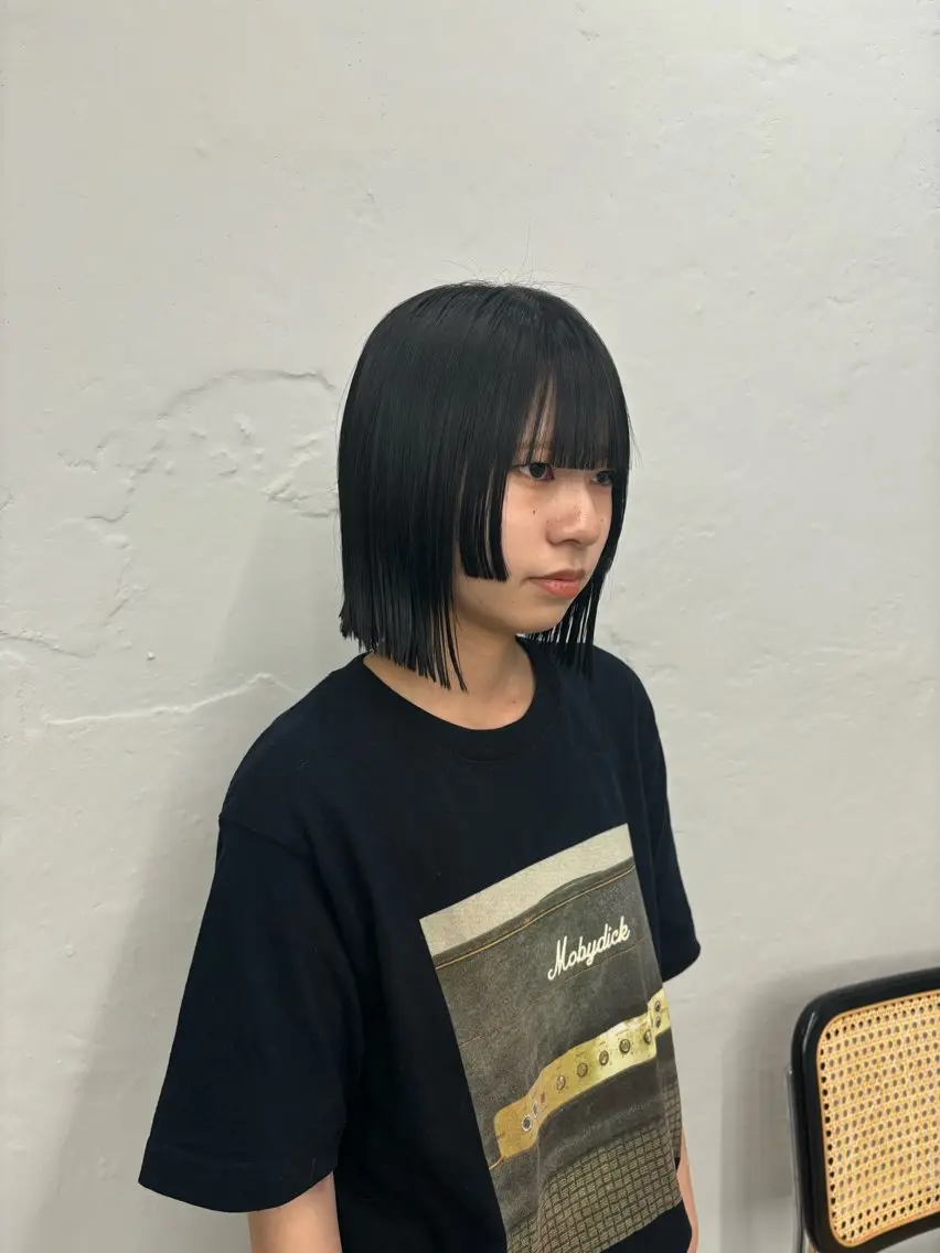 ショート ボブ 顔周りカット amu/ブリーチなし ダブルカラーのヘアスタイル
