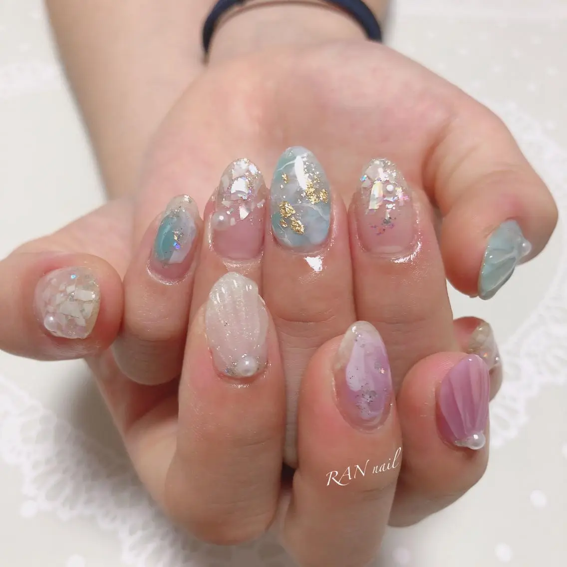 ネイル フットネイル キラキラネイル ハンドネイル フットネイル RAN nailのネイルデザイン