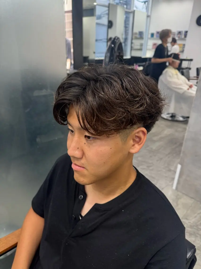 パーマ メンズ カット パーマ ウルフ、マッシュ パーマ特化のヘアスタイル