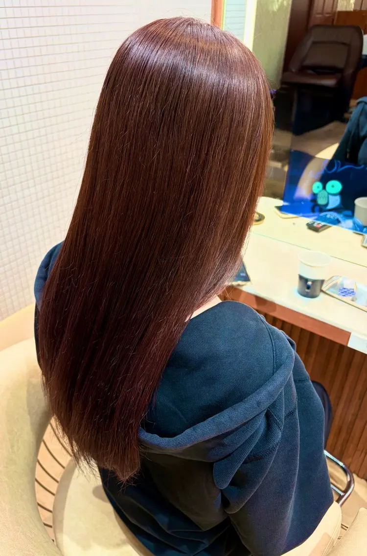 ロング カラー ヘアカラー 浦野 杏菜のヘアスタイル