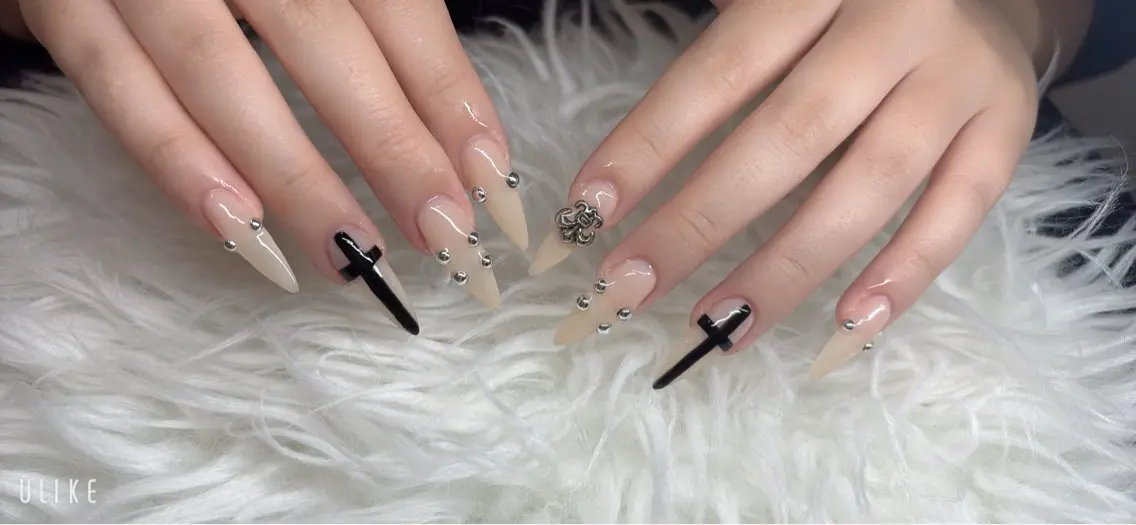 ネイル MAY NAIL salon高田馬場のネイルデザイン