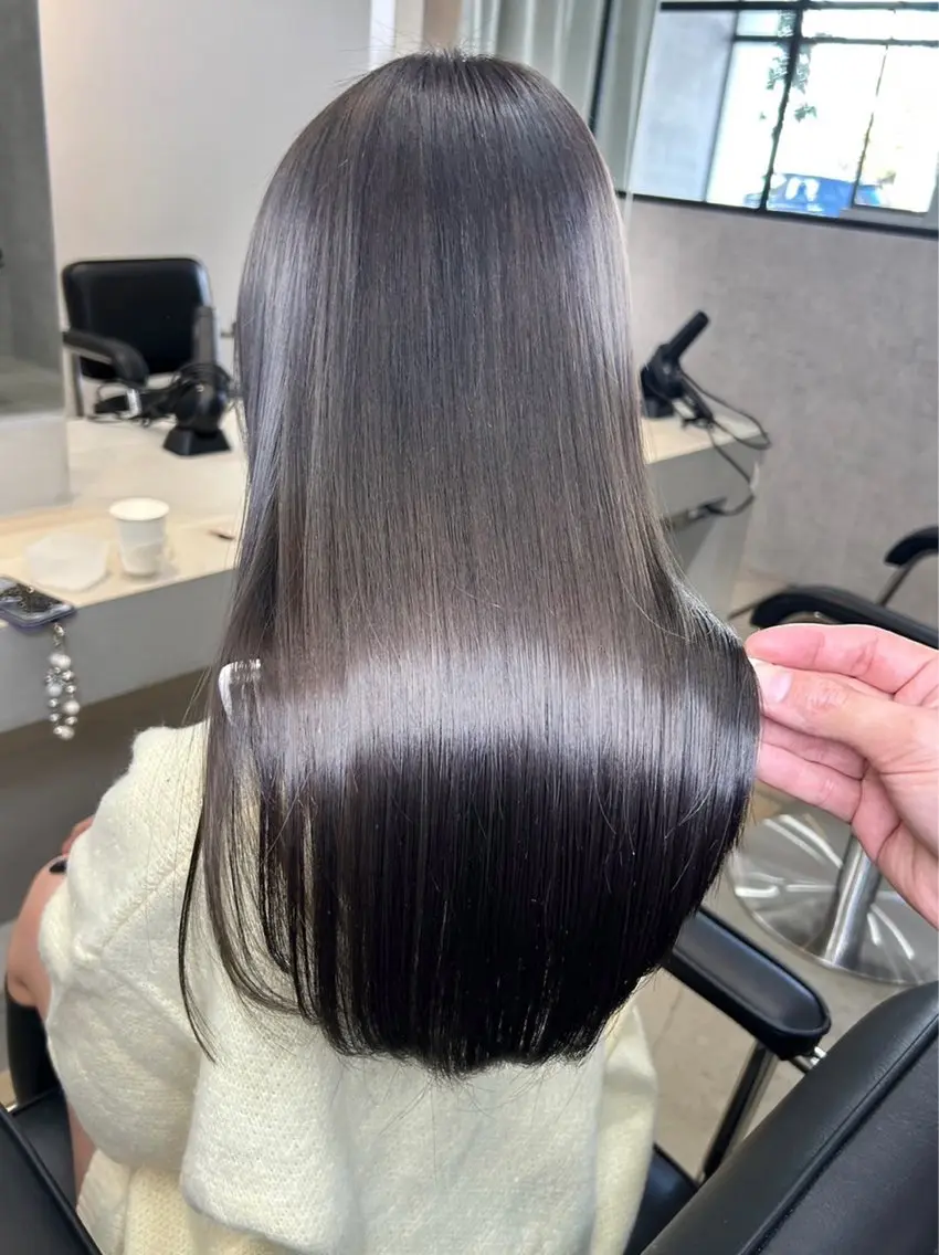 【髪質改善☆海外セレブ愛用】最新の癖も伸びるケラチントリートメント￥14000の写真