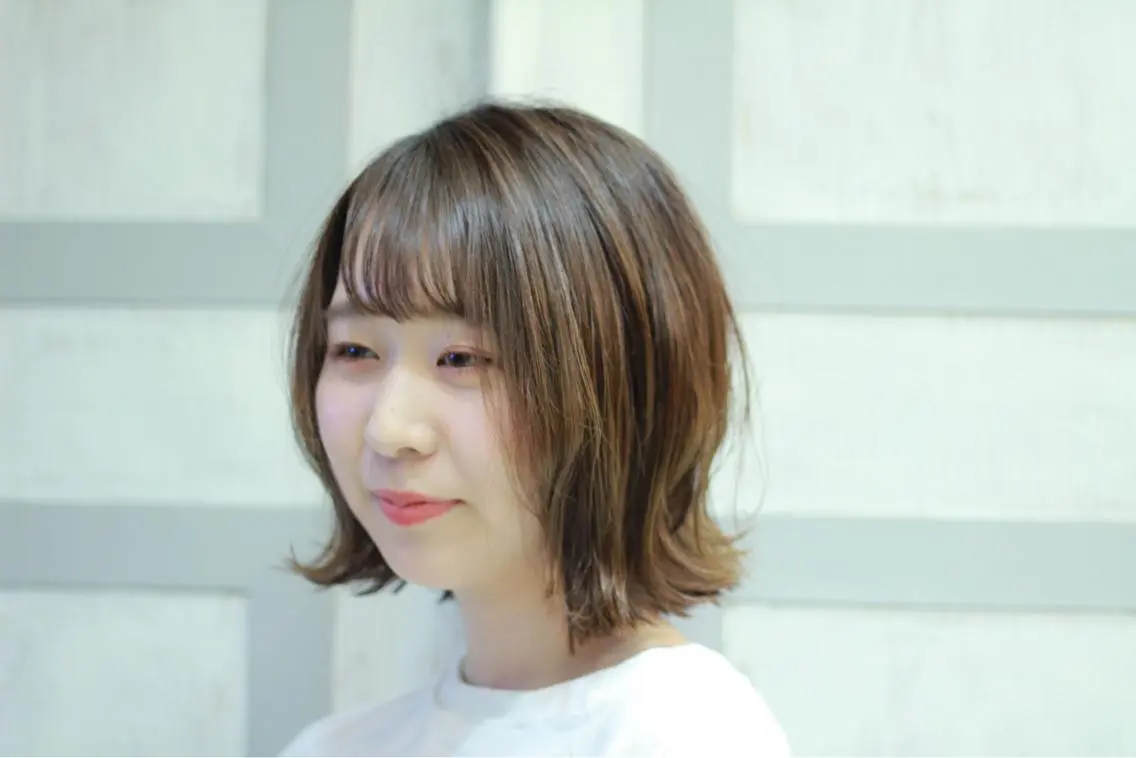 ミディアム GOSSIP信国 瑞絵のヘアスタイル