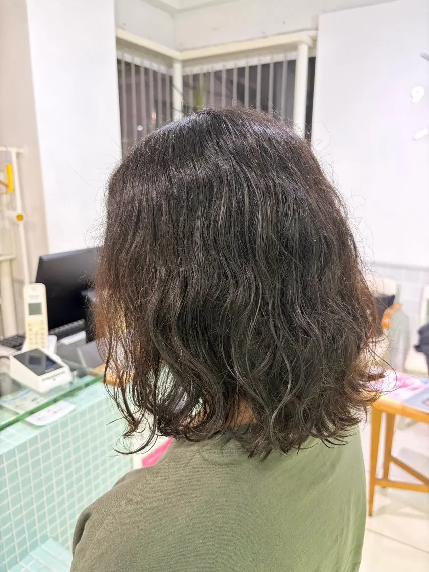 ミディアム カット ヘッドスパ 佐藤 志陽のヘアスタイル