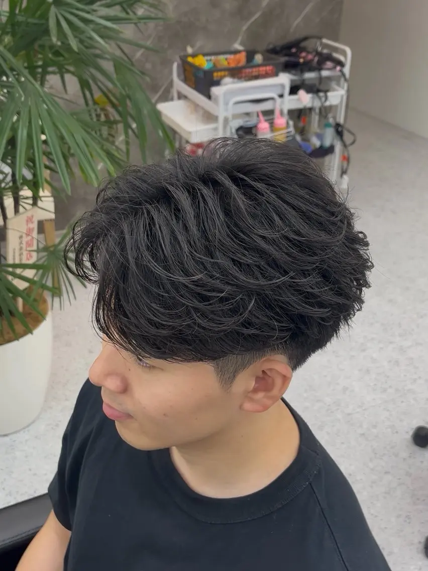 ショート パーマ メンズ カット パーマ 小島 希星のヘアスタイル