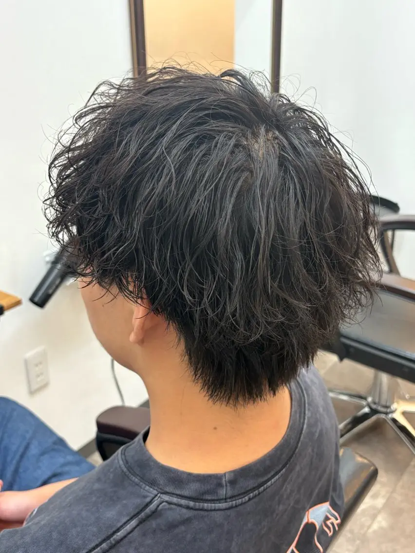 パーマ メンズ メンズパーマ 波巻きパーマ メンズパーマ×カラー ×新宿　　裕世のヘアスタイル
