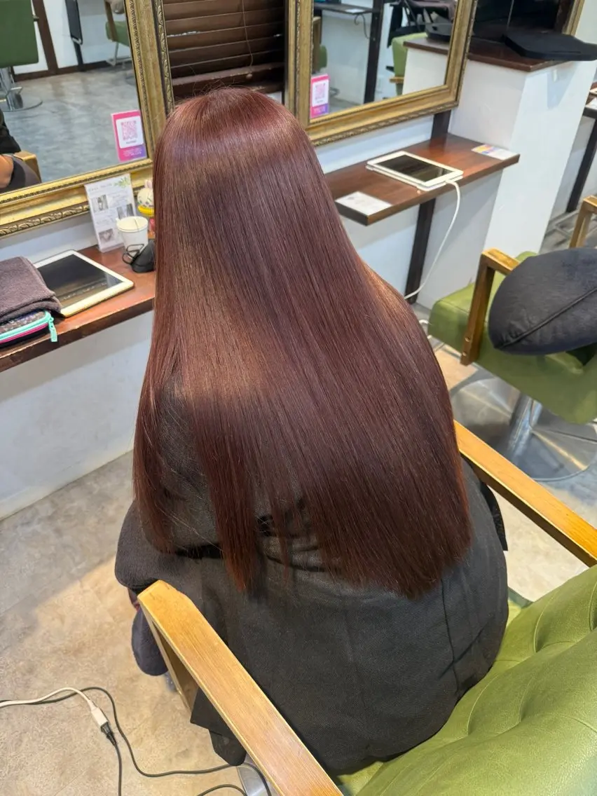 【広がりを抑えてしなやかな髪へ💫】カット➕艶カラー➕りんご幹細胞トリートメントの写真