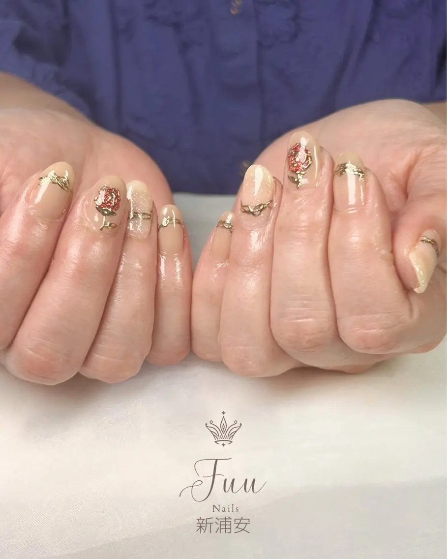 ネイル アートネイル フラワーネイル マグネットネイル ミラーネイル ニュアンスネイル 犬のいるネイルサロン Fuu nailsのネイルデザイン