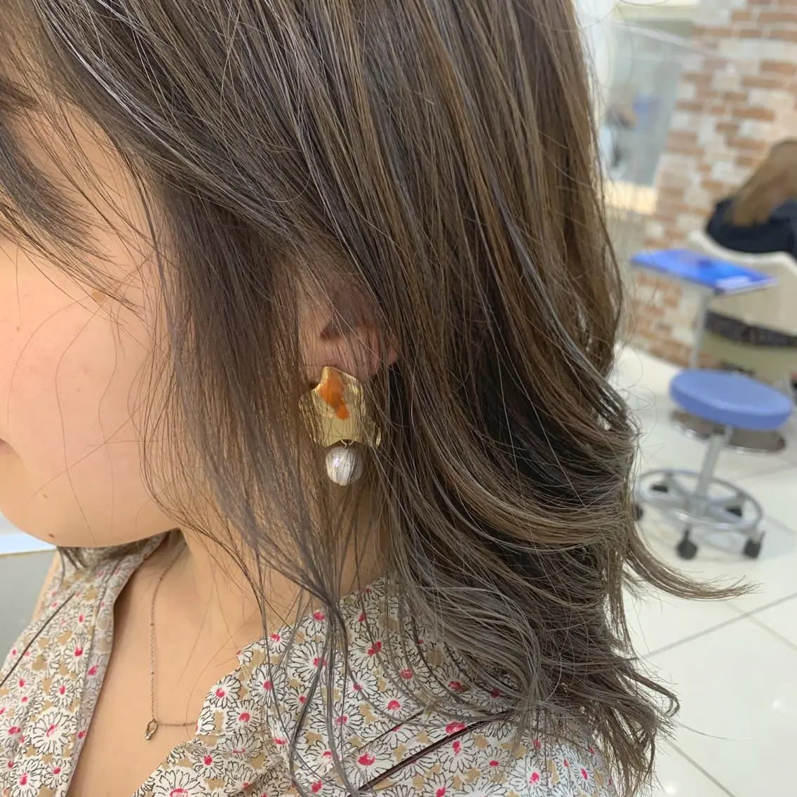 ミディアム カラー ヘアアレンジ ブリーチ ハイライトカラー ハイライト 店長 大方康暉のヘアスタイル