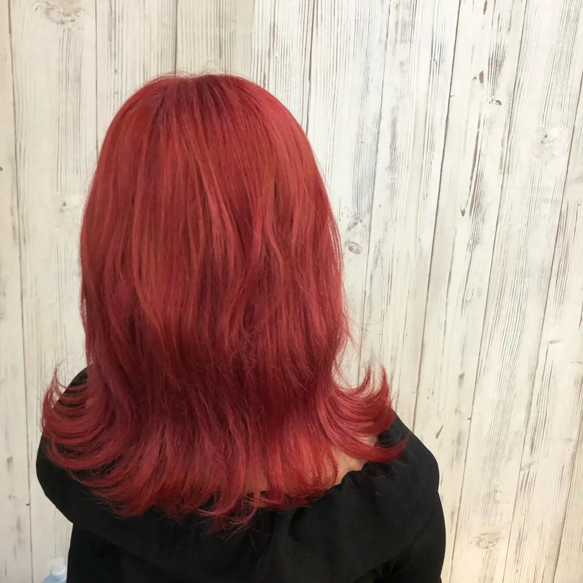 カラー レッドカラー arisa .のヘアスタイル