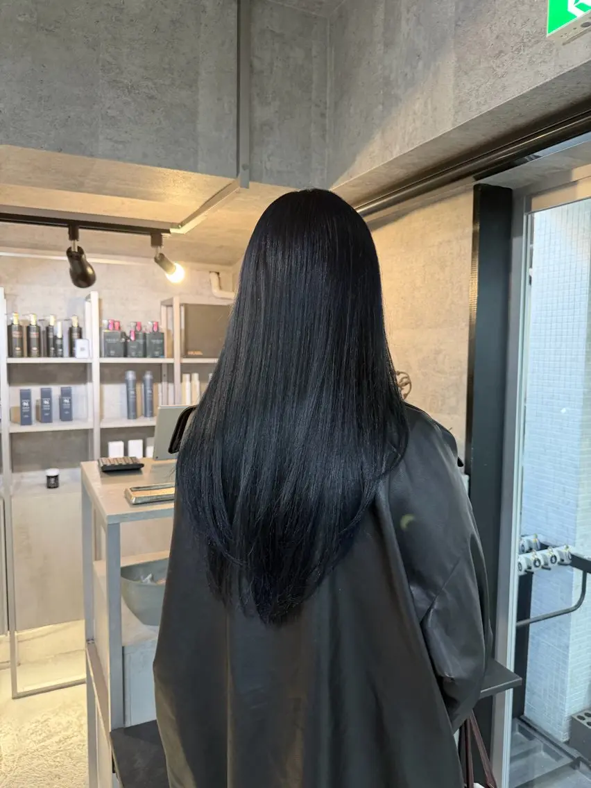 ロング カラー ヘアカラー トリートメント You/透明感カラー レイヤーカット/ボブのヘアスタイル