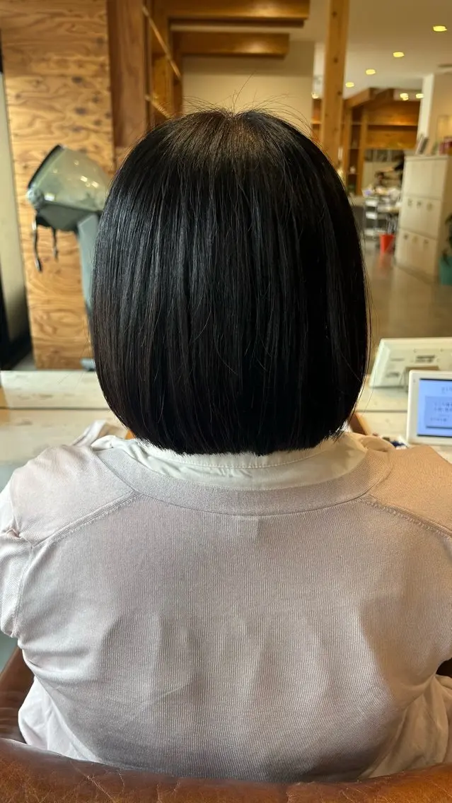 ショート ボブ adorable 樋口円のヘアスタイル