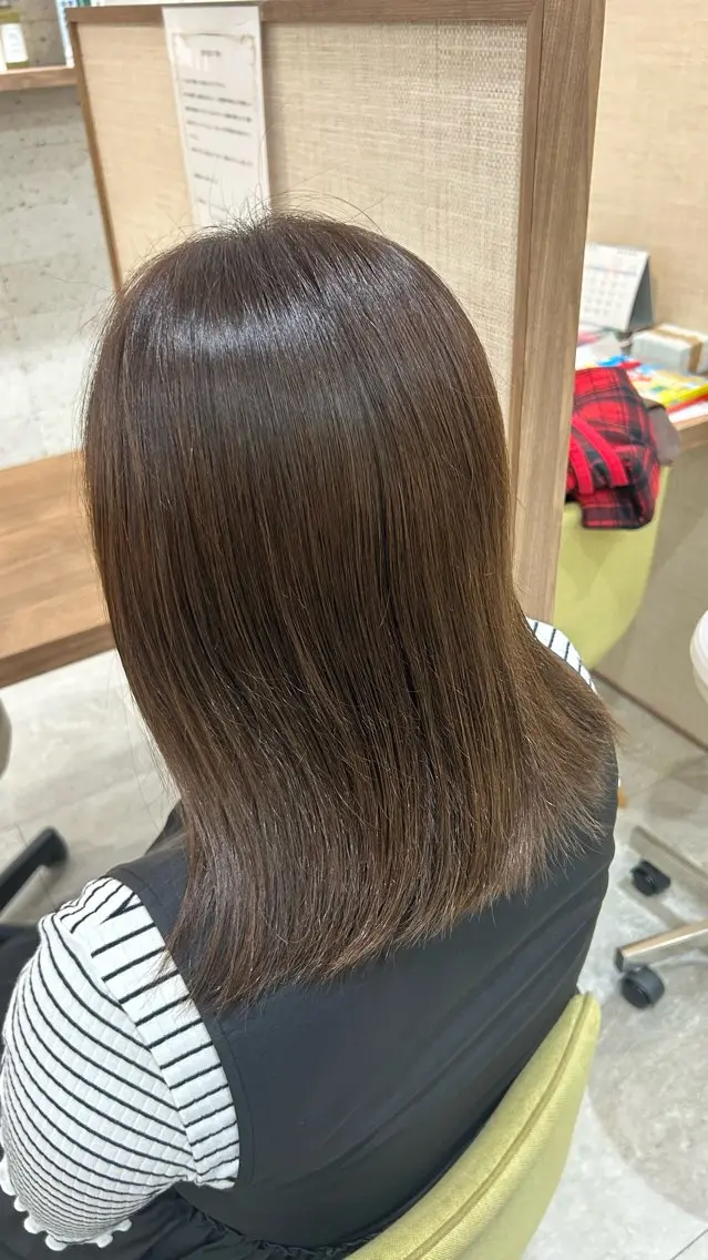 ミディアム カラー ヘアカラー トリートメント 髙﨑 ちひろのヘアスタイル