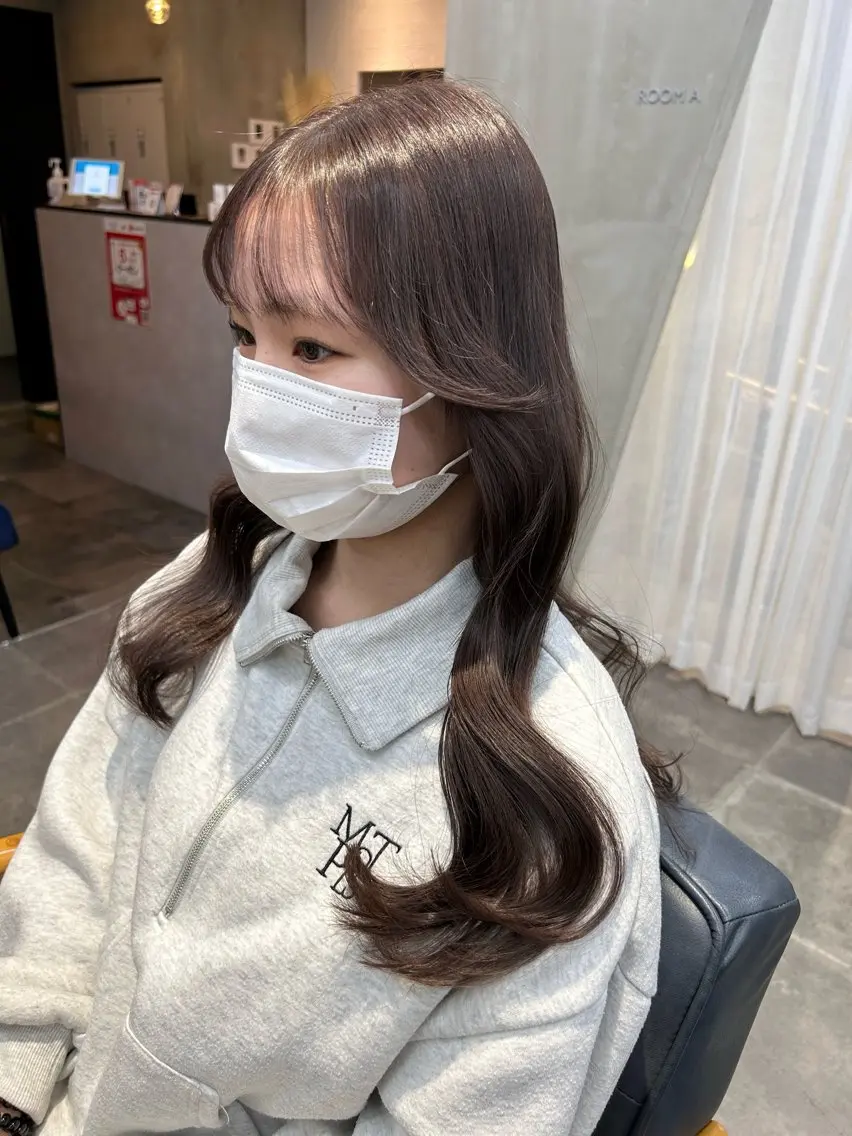 ロング カラー カット ヘアカラー トリートメント newi梅田🫧韓国 ヘア🫧sakiのヘアスタイル