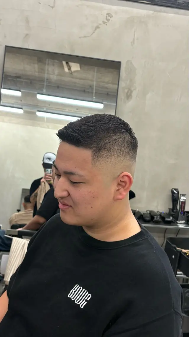 メンズ カット 🔥メンズ特化🔥 短髪パーマzionのヘアスタイル