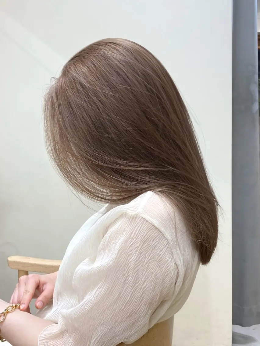 セミロング カラー ヘアカラー トリートメント 村田 りょうやのヘアスタイル