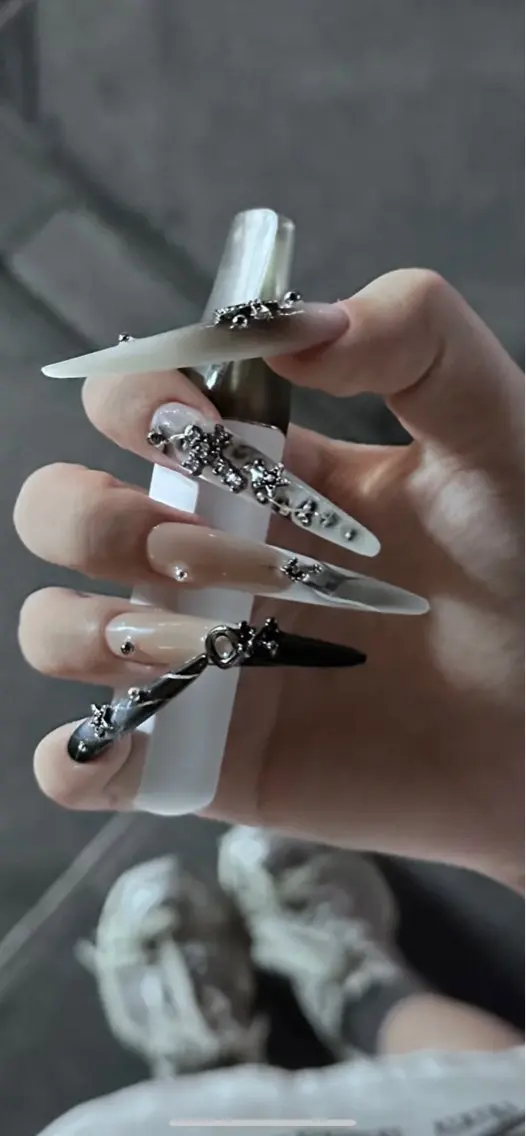 ネイル ハンドネイル ☁️Yun nail Rin☁️のネイルデザイン